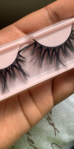 CEO Accessories Big Blinks #Lashes #teenbusiness
