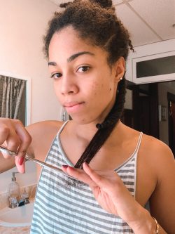 How to trim your natural hair