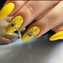 Yellow Nail Creativity