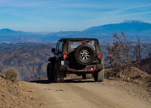 Choosing the Best Equipment and Accessories for Jeep Wrangler JK